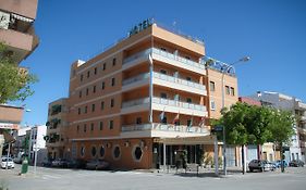 Hotel Torrezaf Torre del Campo Exterior photo