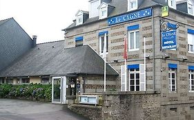 Brit Hotel le Cygne Saint-Hilaire-du-Harcouët Exterior photo