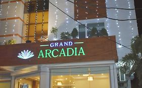 Hotel Grand Arcadia à Tiruchirappalli Exterior photo