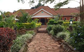 Impala Suites Jinja Exterior photo