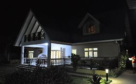 Gold Leaf Self Catering Guest House La Digue  Exterior photo
