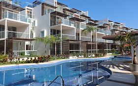 Terrazas Apartments By Bahia Principe Chacalal Exterior photo