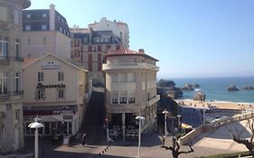 Le Petit Hôtel Biarritz Exterior photo