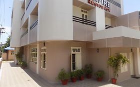 Hotel Safire Residency à Thiruvananthapuram Exterior photo