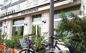 Hotel Le Saint Christophe à Cosne-Cours-Sur-Loire Exterior photo