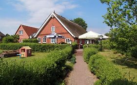 Hotel Nobis Krug à Groß Sarau Exterior photo