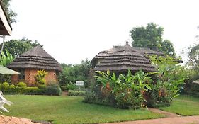 New Court View Hotel Masindi Exterior photo