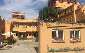 Turpan Silk Road Lodges - The Vines Exterior photo