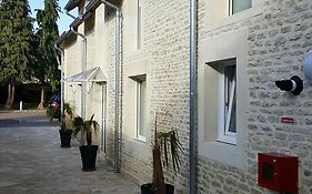 Hotel De La Gare Mézidon-Canon Exterior photo