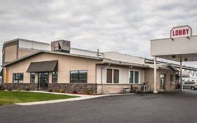 Hotel Howard Johnson By Wyndham Thunder Bay Exterior photo