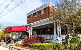 Bed and Breakfast The Henderson à Hendersonville Exterior photo