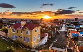 Hotel Boutique La Yegua Loca Punta Arenas Exterior photo