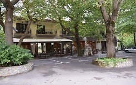 Hotel Hani Zemenou à Arachova Exterior photo