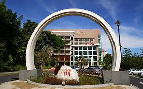 Sun Moon Lake Teachers' Hostel Yuchi Exterior photo