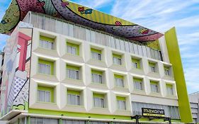 Maxonehotels.Com At Vivo Palembang Exterior photo