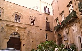 BeeClaire Guest House Palerme Exterior photo