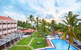 Paradise Beach Hotel Negombo Exterior photo