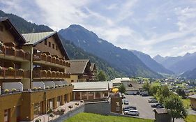 Berg-Spa & Hotel Zamangspitze Sankt Gallenkirch Exterior photo