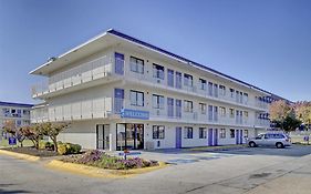 Motel 6-Capitol Heights, Md - Washington Largo Exterior photo