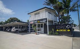 Cool Palms Motel Mackay Exterior photo