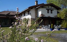 Maison d'hôtes Agroturismo Ibarra à Amorebieta-Etxano Exterior photo