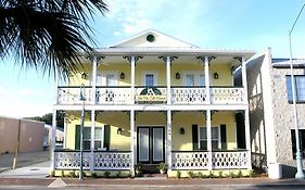 Inn On The Avenue New Smyrna Beach Exterior photo