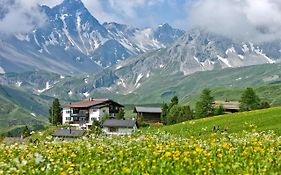 Hotel Gspan Arosa Exterior photo