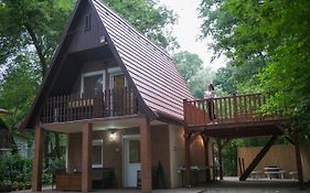 Villa Jazmin Weekend House à Makó Exterior photo