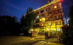 Hotel Tibet Katmandou Exterior photo