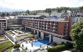 Hôtel Hilton Evian Les Bains Exterior photo