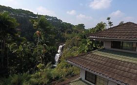 The Inn At Kulaniapia Falls Hilo Exterior photo