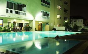 Omni Suites Aparts-Hotel Bangkok Exterior photo