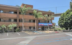 Motel 6 San Diego Mission Valley East Exterior photo