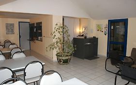 Dorhotel Guingamp Exterior photo
