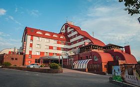 Hotel Praha Oujhorod Exterior photo