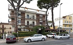 Hotel 4 Pini Rome Exterior photo
