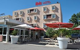 Hotel ibis Loriol Le Pouzin Exterior photo