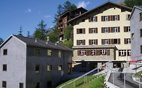 Zermatt Youth Hostel Exterior photo
