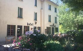 Hotel Auberge Du Rascalat à LʼHospitalet-du-Larzac Exterior photo