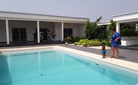 Villa contemporaine au calme sans vis à vis piscine privée La La Somone Exterior photo