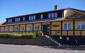 Hotel Pepita Allinge-Sandvig Exterior photo