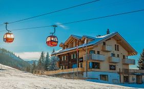 Rinderberg Swiss Alpine Lodge Zweisimmen Exterior photo