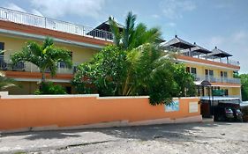 Balangan Paradise Hostel And Restaurant Jimbaran Exterior photo