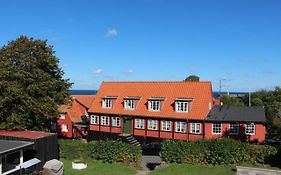 Hotel Pension Sandbogaard à Allinge-Sandvig Exterior photo