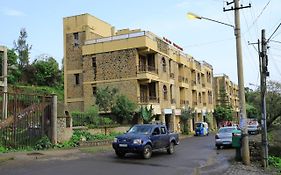 Taye Belay Hotel Gonder Exterior photo