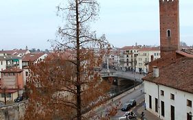 Guest House Ca' Lou al Teatro Vicence Exterior photo