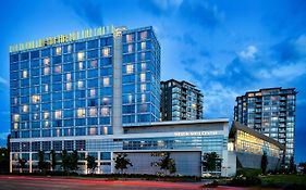 Hotel The Westin Wall Centre Vancouver Airport à Richmond Exterior photo