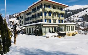 Parkhotel Bellevue Lenk im Simmental Exterior photo