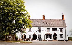 Hotel The Carden Arms à Tilston Exterior photo