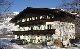 Das Christine Appartement Brixen im Thale Exterior photo